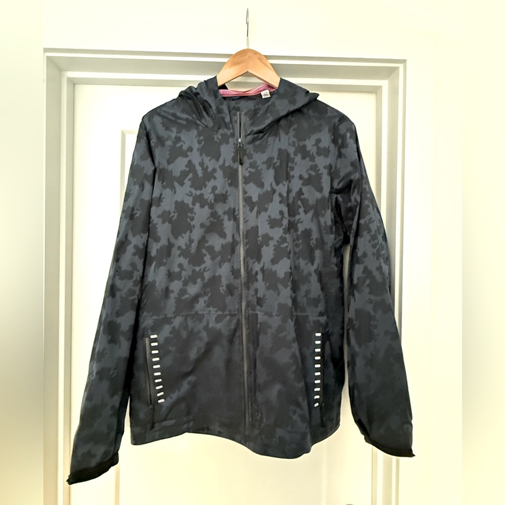 Robert Graham Fashion Camo windbreaker hooded jacket